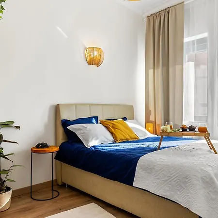 Appartement Urban Utopia - National Theatre view *