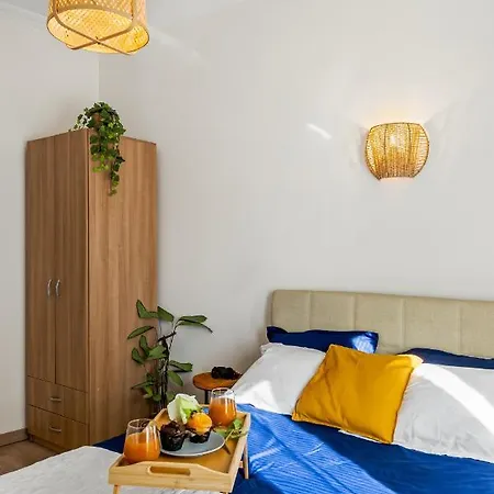 Urban Utopia - National Theatre view Διαμέρισμα *