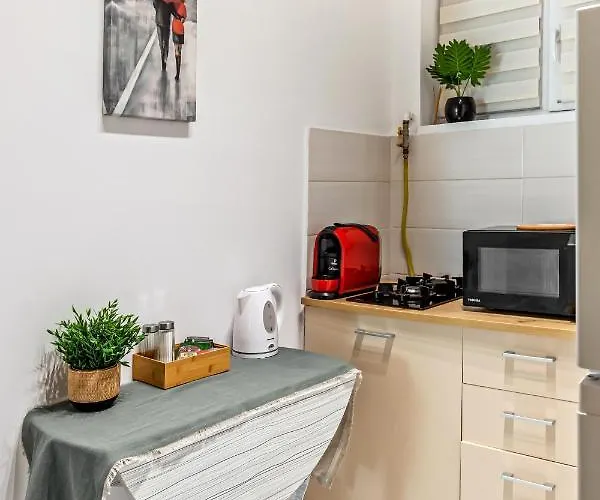 Urban Utopia - National Theatre view アパート *