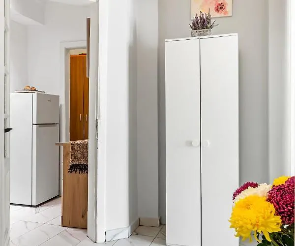 Urban Utopia - National Theatre view Apartamento Bucareste