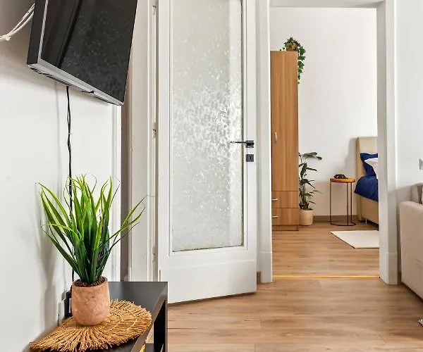 Apartman Urban Utopia - National Theatre view Bukarest