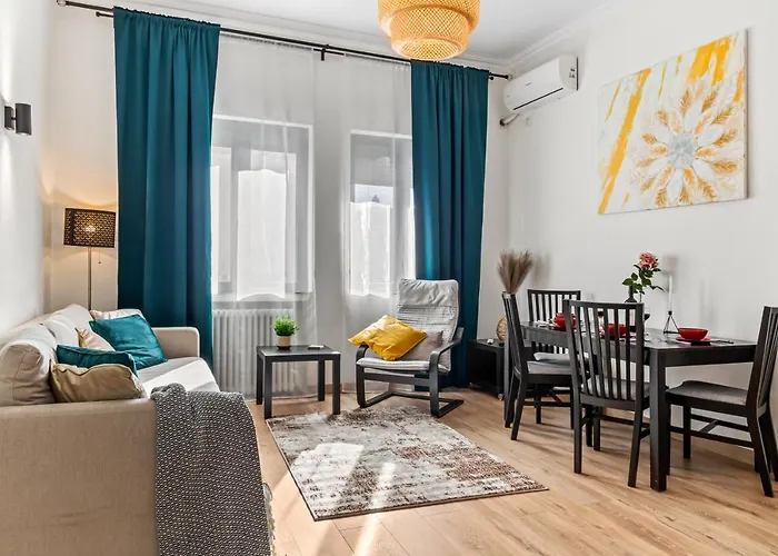 Urban Utopia - National Theatre view Apartamento Bucareste