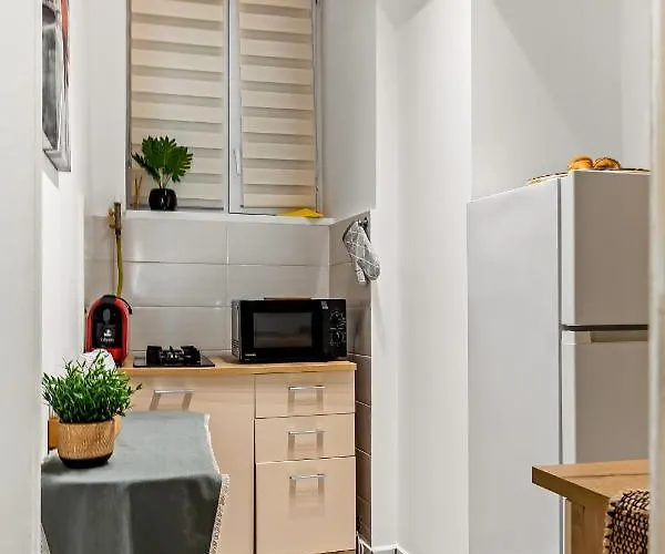 Urban Utopia - National Theatre view Apartment